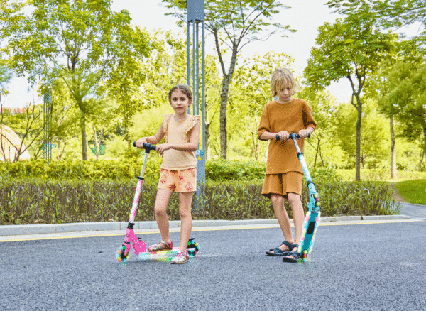 LumeGlide Mini Wheel Scooter for Kids Only at Goblize - Image 4